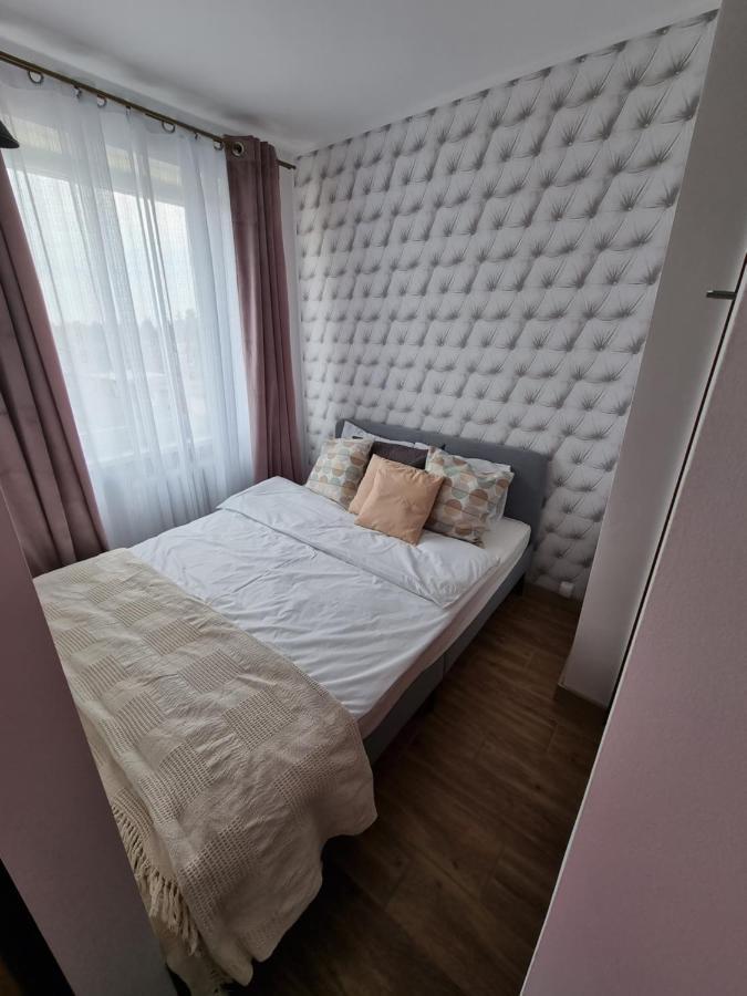 Kawalerka Blisko Jeziora Leilighet Olecko Eksteriør bilde